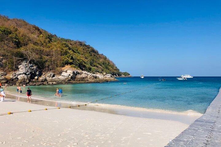 Excursion d'une journée à Phuket Raya Island avec plongée en apnée OU plongée sous-marine