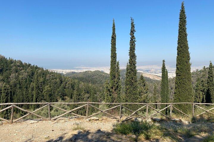 Senderismo privado de 3 horas en Mount Ymittos
