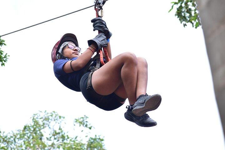 Combo 3X1 Jungle ATV Single, tirolesas y cenote desde Playa del Carmen con almuerzo