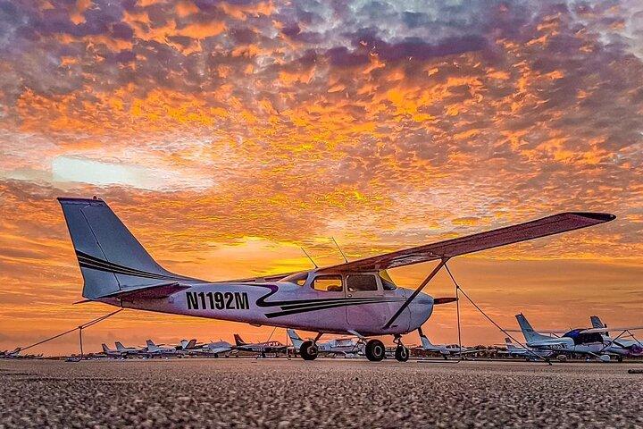 Miami Beach: Romantische Sunset Private Flugzeugtour mit Champagner