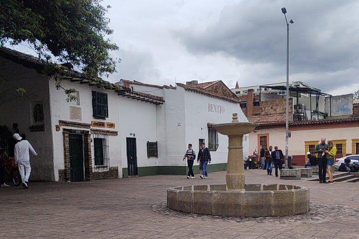 Bogotá City Tour Completo 5 Horas Candelaria y Monserrate