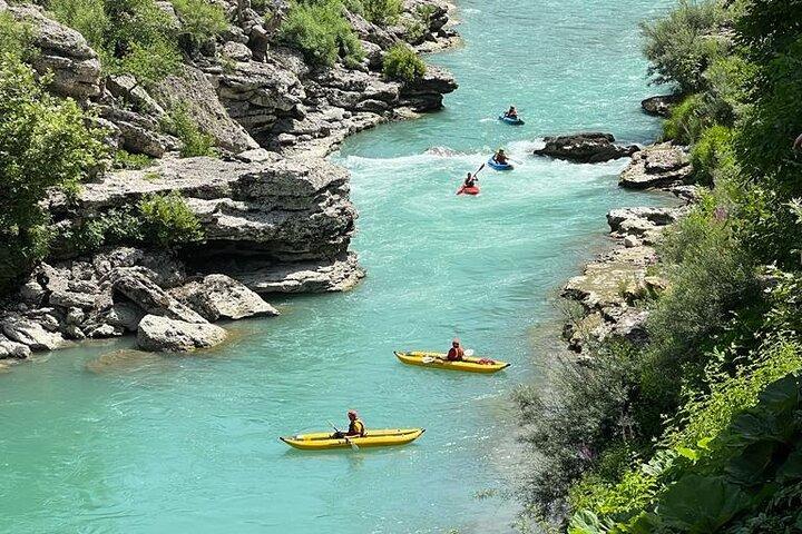 Caiaque no Rio Vjosa, Albânia Kayak Permet, Gjirokaster (ARG)