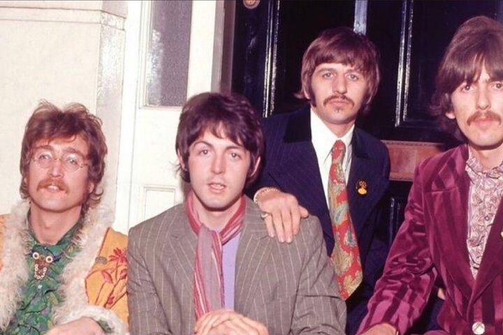 Tour privato dei Beatles e del rock di Londra in taxi elettrico