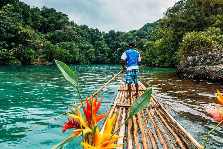 Equitazione e Bamboo Rafting da Montego Bay e Falmouth