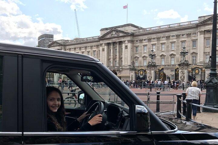 Tour privato dei punti salienti di Londra con Guida esperta in taxi