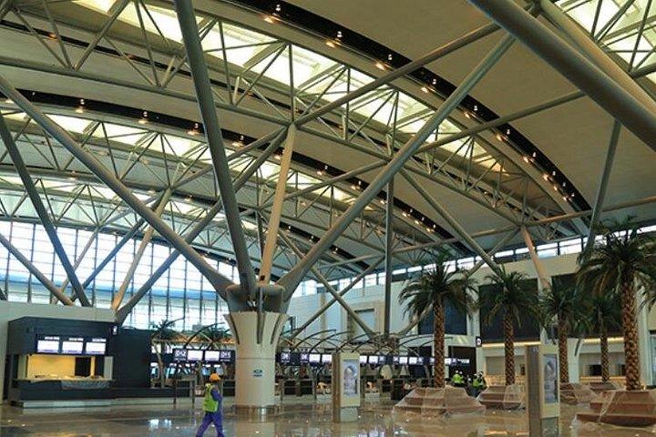 チェディホテルへのプライベート空港送迎