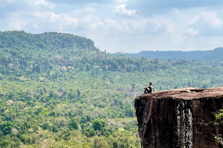 Visite privée de 2 jours à Kulen Mountain Jungle Trekking Adventure