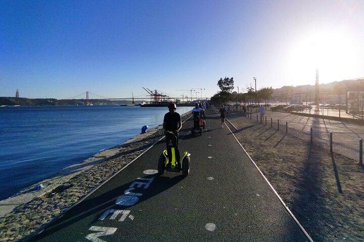 リスボン リバーサイドのセグウェイ ガイド付きツアー