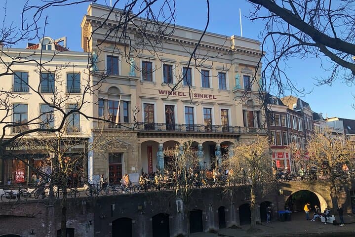 Amsterdam Castle, Cheese Farm & Utrecht City - Private Day Tour