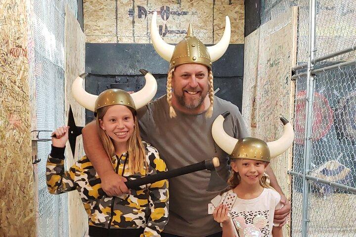 Fremont Street Axe Throwing : Scatena il tuo vichingo interiore