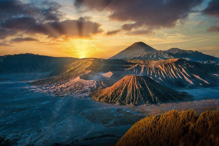 Yogyakarta - Bromovulkanen - Ijen blå eld - Lovina Bali (3 dagar)