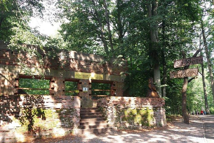 Vanaf Warschau dagtour naar Wolf's Lair, Hitler's hoofdkwartier met de auto