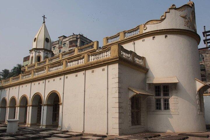 ダッカ旧市街半日歴史＆遺産プライベートツアー