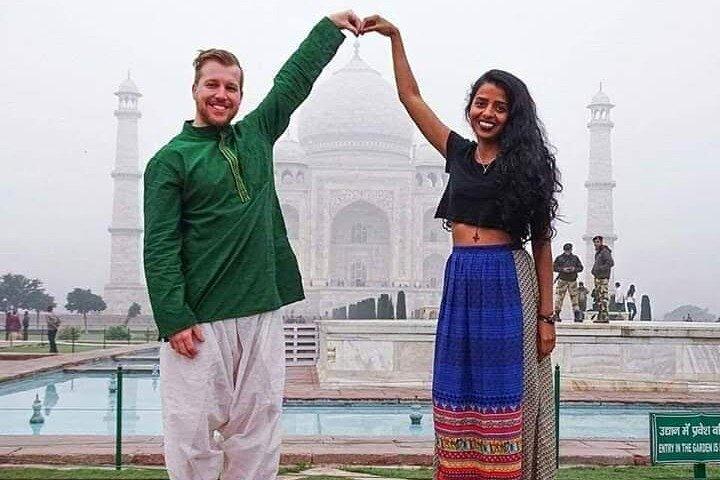 From Delhi: Private Taj Mahal, Agra Fort & Baby Taj Day Trip