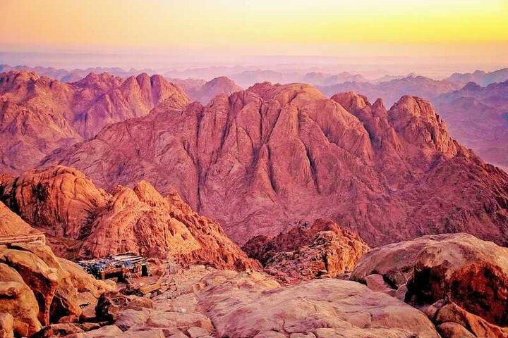 Mount Sinai Climb och St Catherine Tour från Sharm El Sheikh
