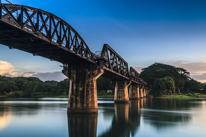 Ponte histórica do rio Kwai: Viagem de trem & Tour