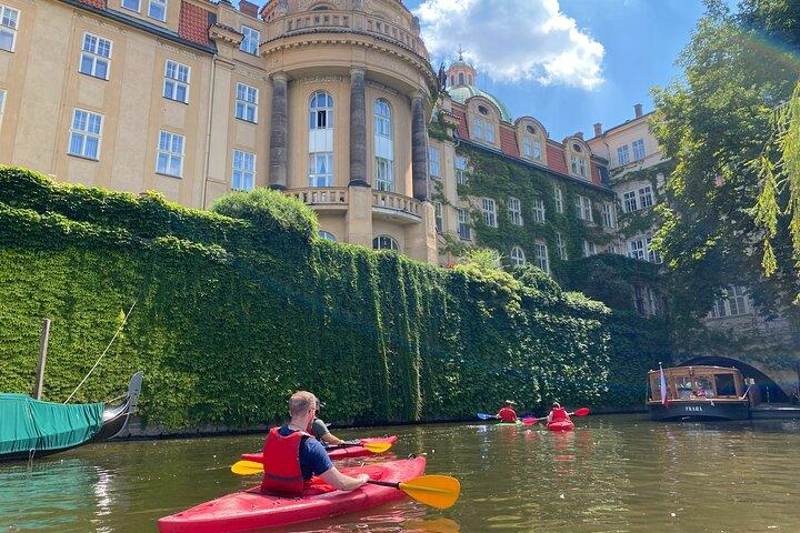 Excursão de caiaque em Praga no centro da cidade - 2 horas