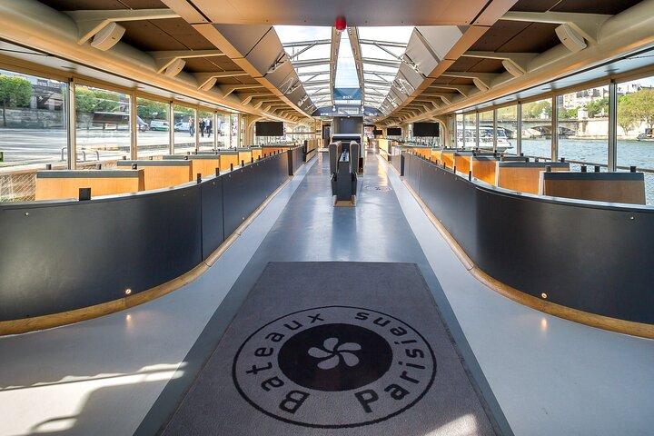 Croisière touristique Paris Seine avec commentaires par Bateaux Parisiens