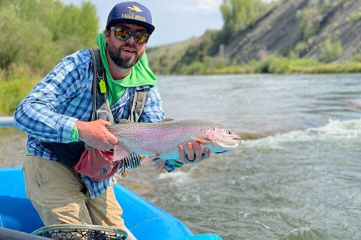 Caminata de medio día y viaje de pesca con mosca Wade