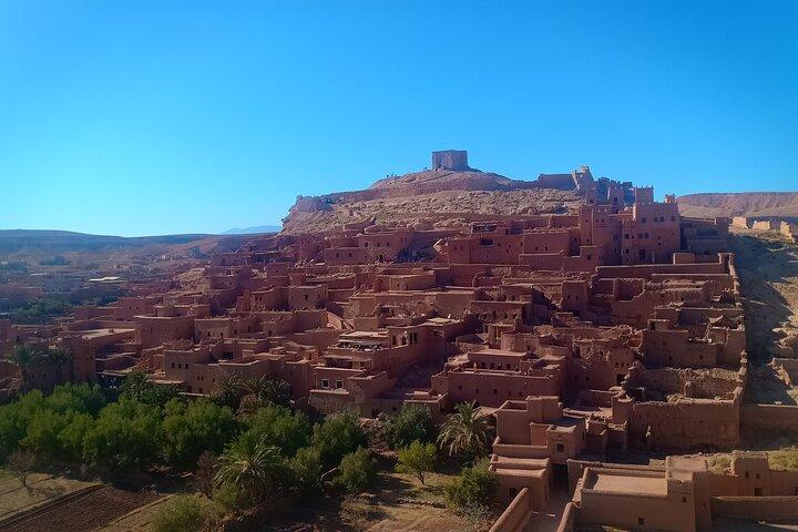 Marrakesh Tour di 3 giorni a Fez con pernottamento nel deserto in campeggio