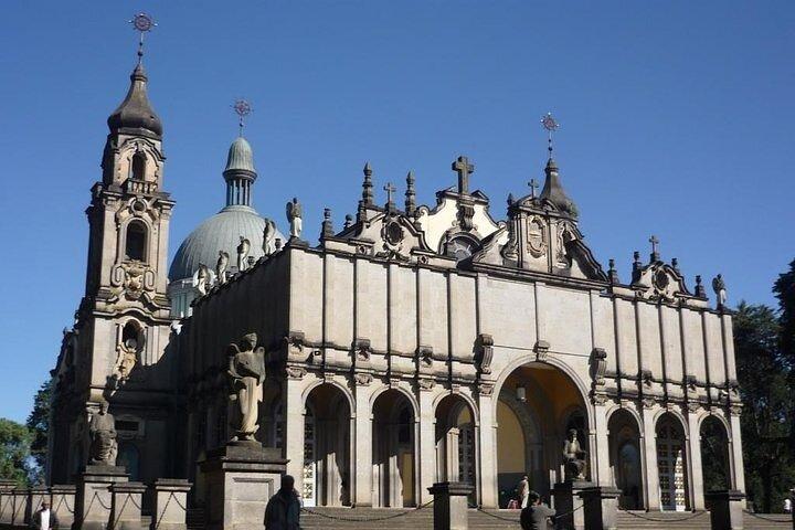 Festival Meskel Privado de 3 Dias, Excursão pela Cidade de Adis Abeba e Mosteiro Debre Libanos