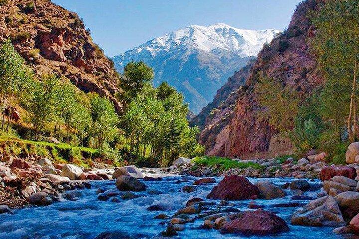 Escursione di un giorno nella valle di Ourika e cascata da Marrakech