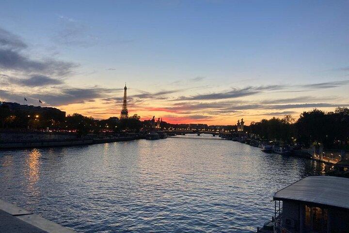 Oplev Paris på én dag med en privat og venlig lokal guide