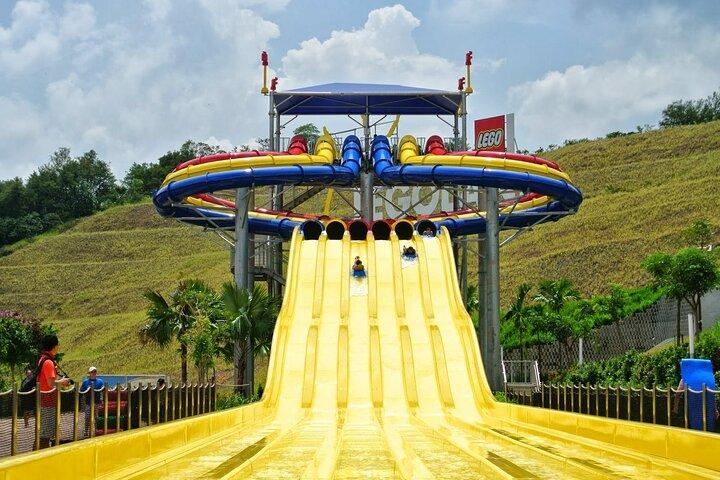 シンガポールのホテル送迎付きレゴランド マレーシア 1 日ツアー (ドライブスルー ボーダー経由)