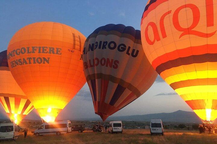 Cappadocia Giro in mongolfiera Cat Valley