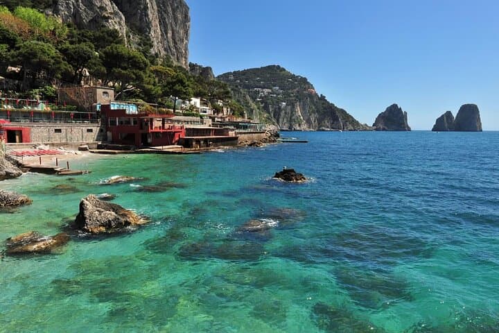 Capri Island Guided Boat Tour with Pickup from Naples