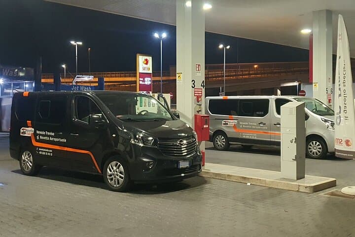 Linate Airport Milan (LIN) to Milan - Arrival Private Transfer