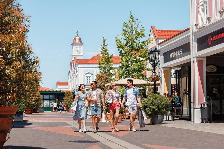 Diseñador Outlet Parndorf autobús de retorno de Viena