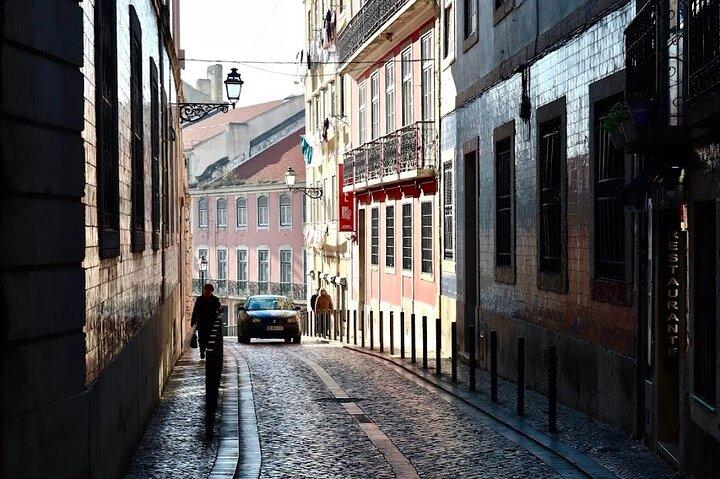 Lisbon Private Food Tour – Taste 10+ Local Dishes & Wines