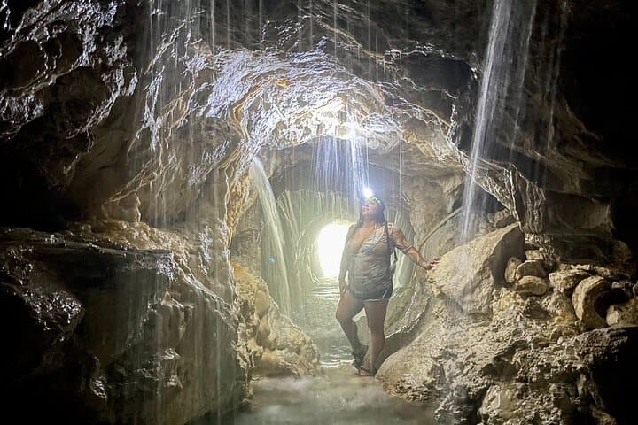 Full-Day Tour Exploring the Waters of Tolantongo