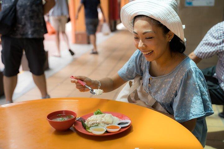 Singapore : tour gastronomico del Chinatown Hawker Market con 7 degustazioni