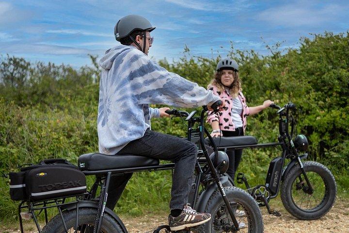 ペダル & パズル、屋外エスケープ ルーム E-Bike アドベンチャー