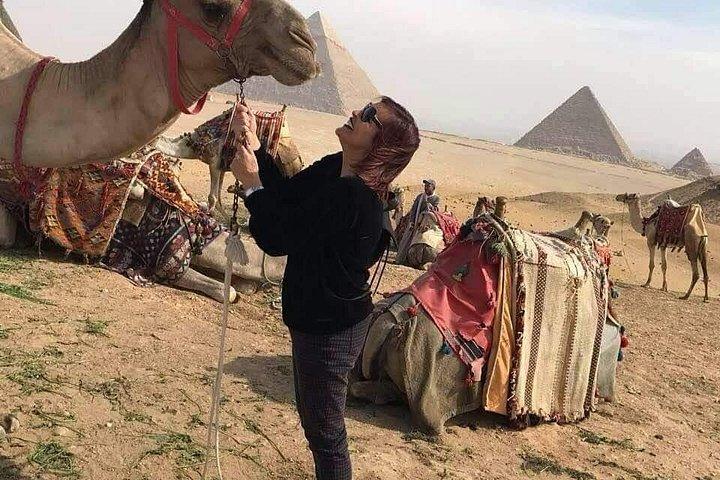 Full Day Private Guided Tours to Pyramids & Sphinx