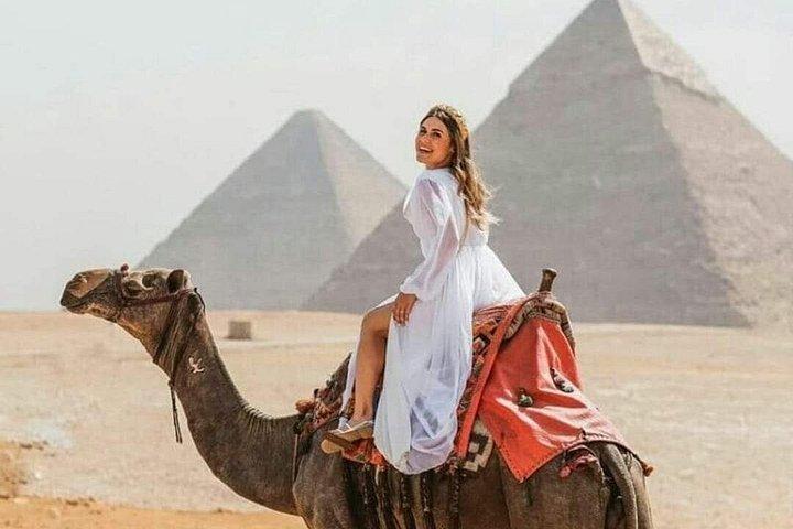 Full Day Private Guided Tours to Pyramids & Sphinx
