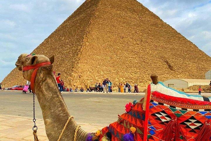 Full Day Private Guided Tours to Pyramids & Sphinx