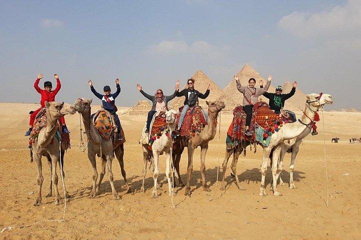 Full Day Private Guided Tours to Pyramids & Sphinx
