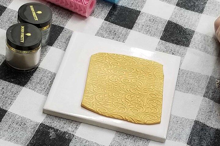 Classe di creazione di orecchini in argilla polimerica