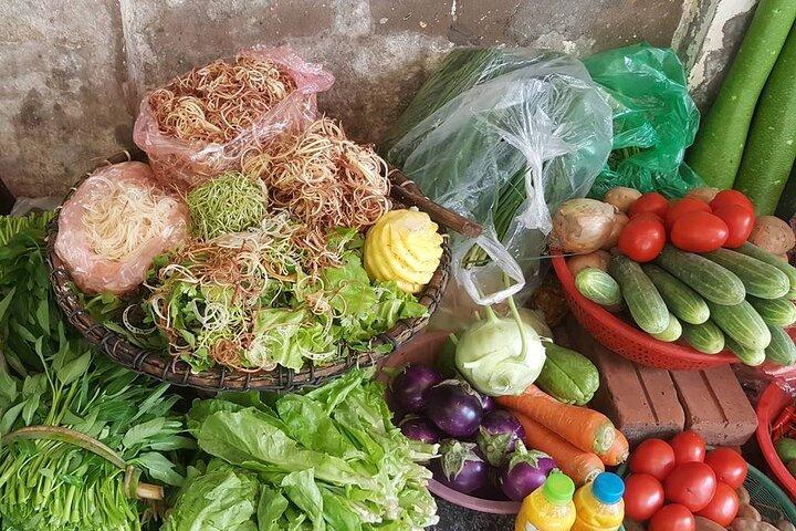 Hanoi Vegan Food Tour