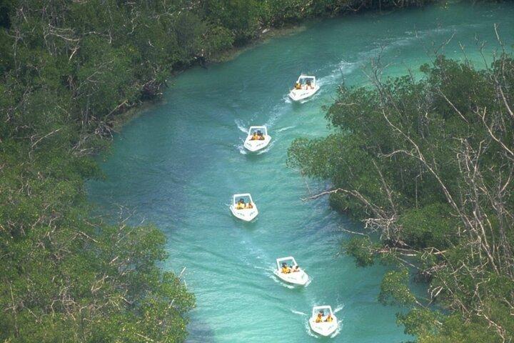 Spændende Speedboat ekspedition i Cancun Lagoon!