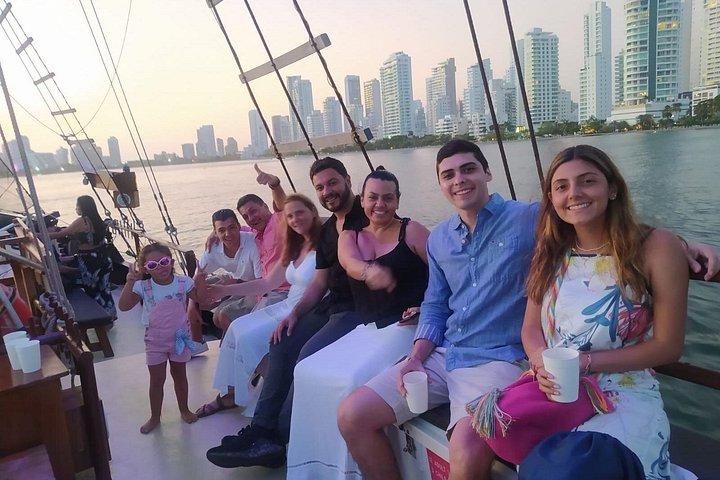 Luxury Cartagena Sunset Pirate ship Adventure, Cannon Show&Drinks