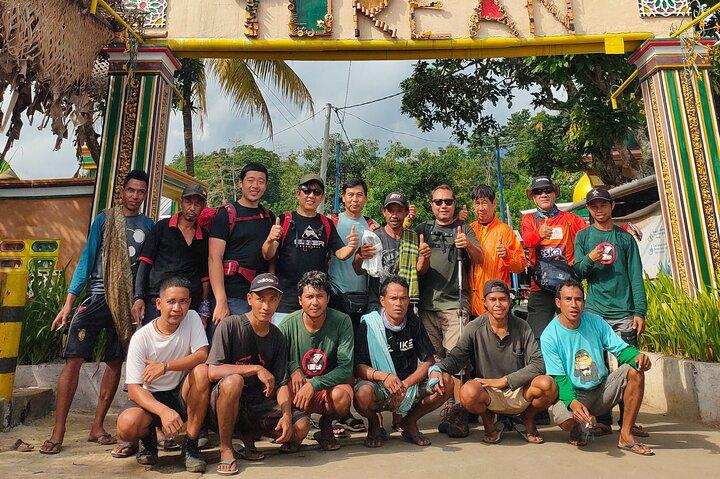 Mount rinjani trekking 2 day to summit with group
