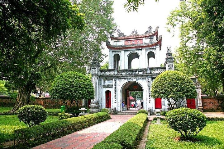 Hanoi Private Tagestour : Versteckte Juwelen, Hoa Lo Gefängnis, Train Street