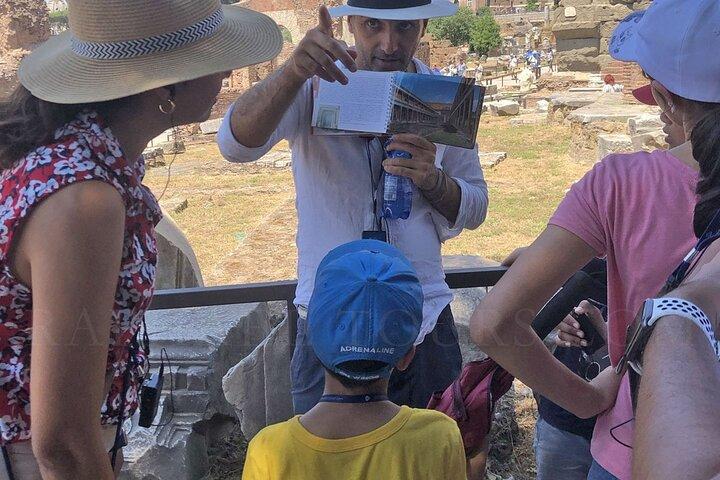 Tour del Colosseo e del Foro Romano per bambini con guida locale