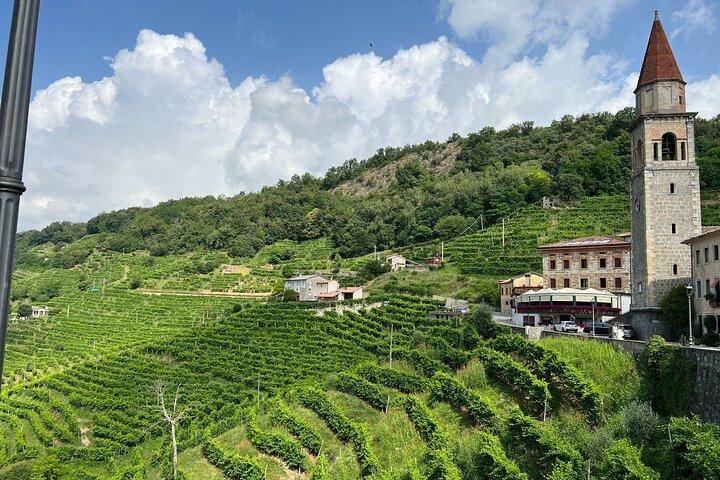 Small Group Tour with Prosecco Wine Tasting from Venice
