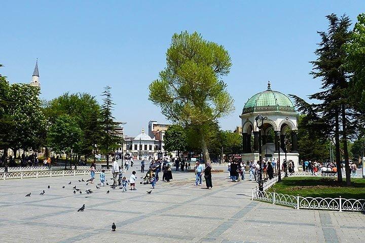 Istanbul Classics and Highlights: Full Day with Lunch