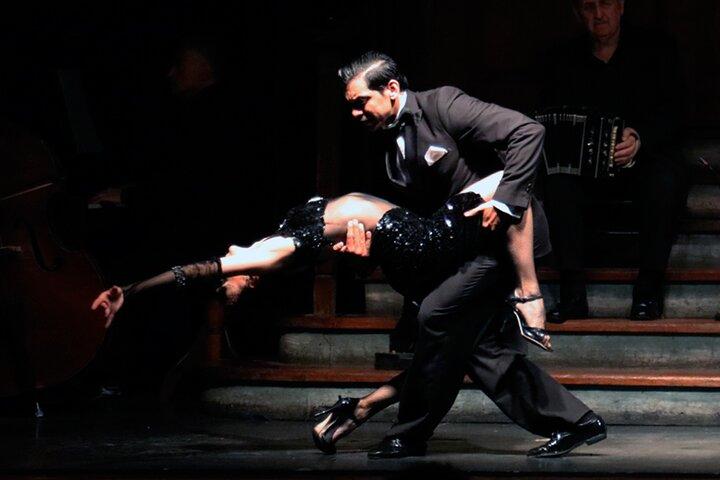 Show de Tango y Cena en: Aljibe Tango